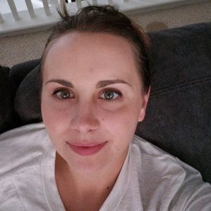 Meet your Posher, Kelli